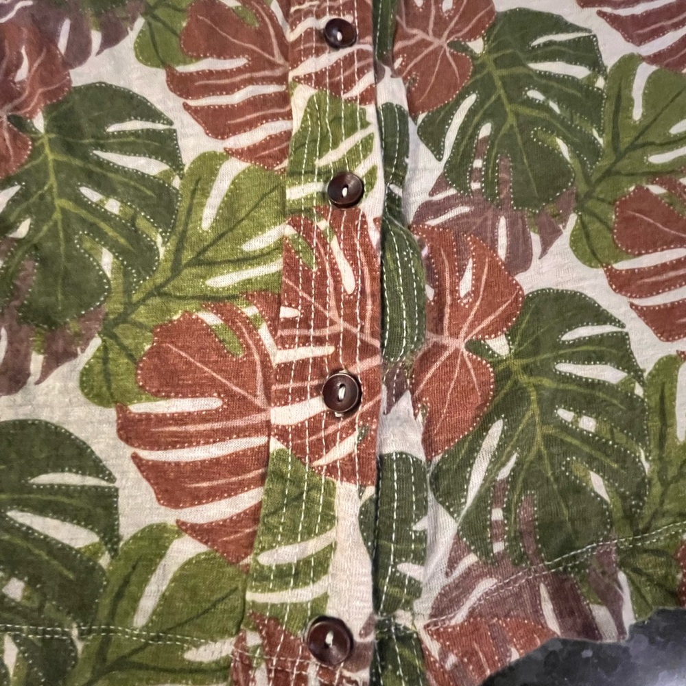 Tahari 100% Linen Tropical Monstera Button-Front Top – Women’s Medium - Picture 4 of 7